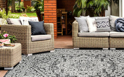 Classic Garden Looks Start with the Artistry Outdoor Rug Collection