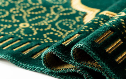 Travel Prayer Mats for Ramadan: Lightweight Options for Work, Uni, and Taraweeh