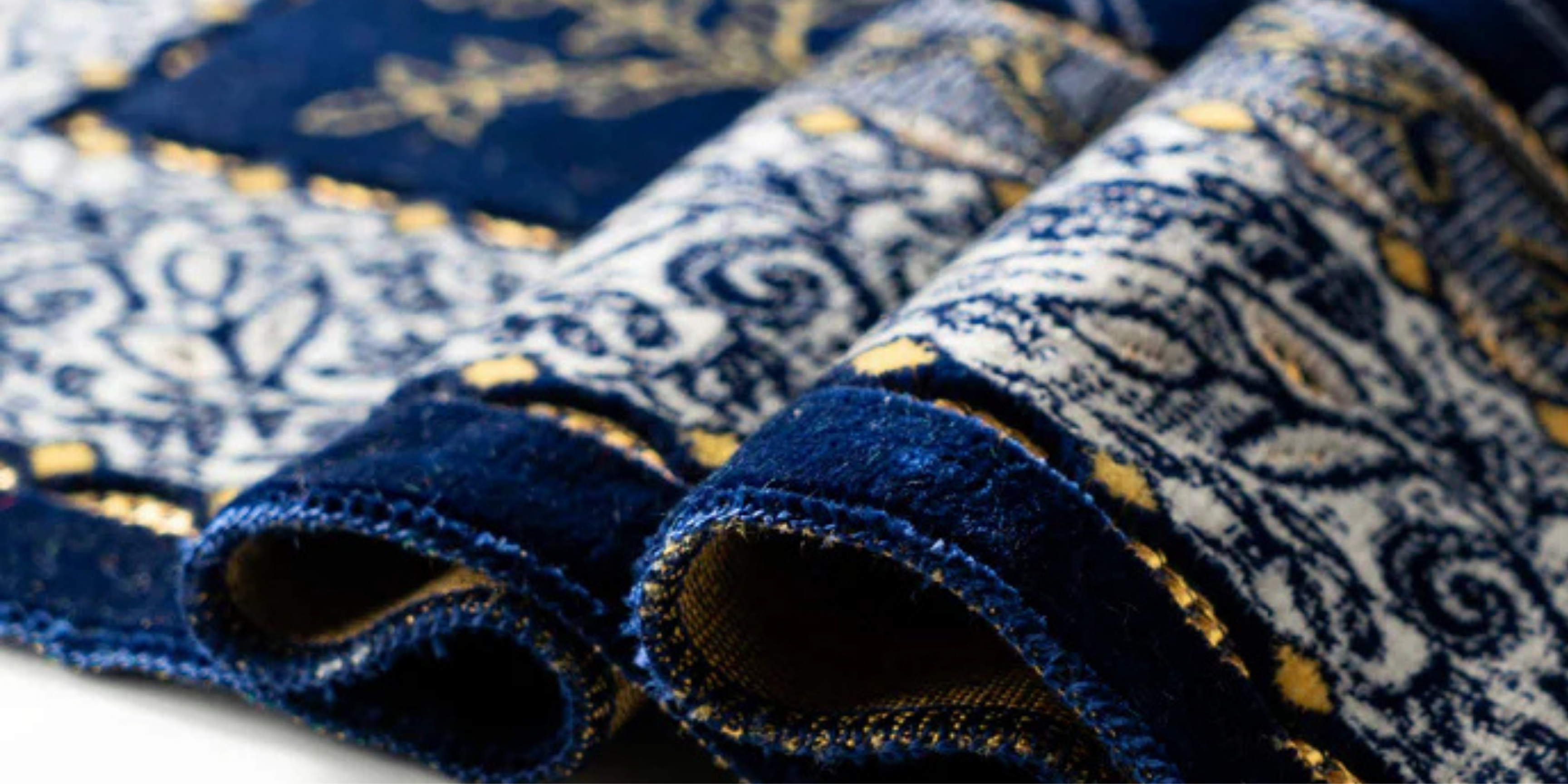 Navy Colour Rugs for Homes That Want a Cleaner, More Anchored Look