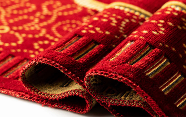 How to Create a Peaceful Prayer Corner with the Right Prayer Mat