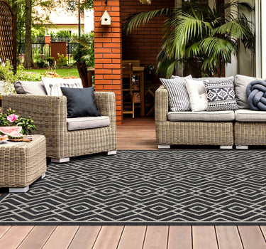 Outdoor Rugs Diamond Portobello Collection Anthracite Cream
