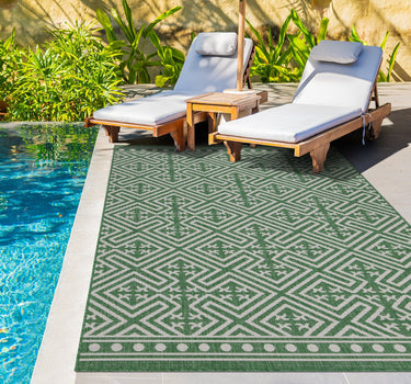 Outdoor Rugs Medallion Portobello Collection Green Cream