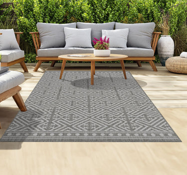 Outdoor Rugs Medallion Portobello Collection - Dark Grey / Cream